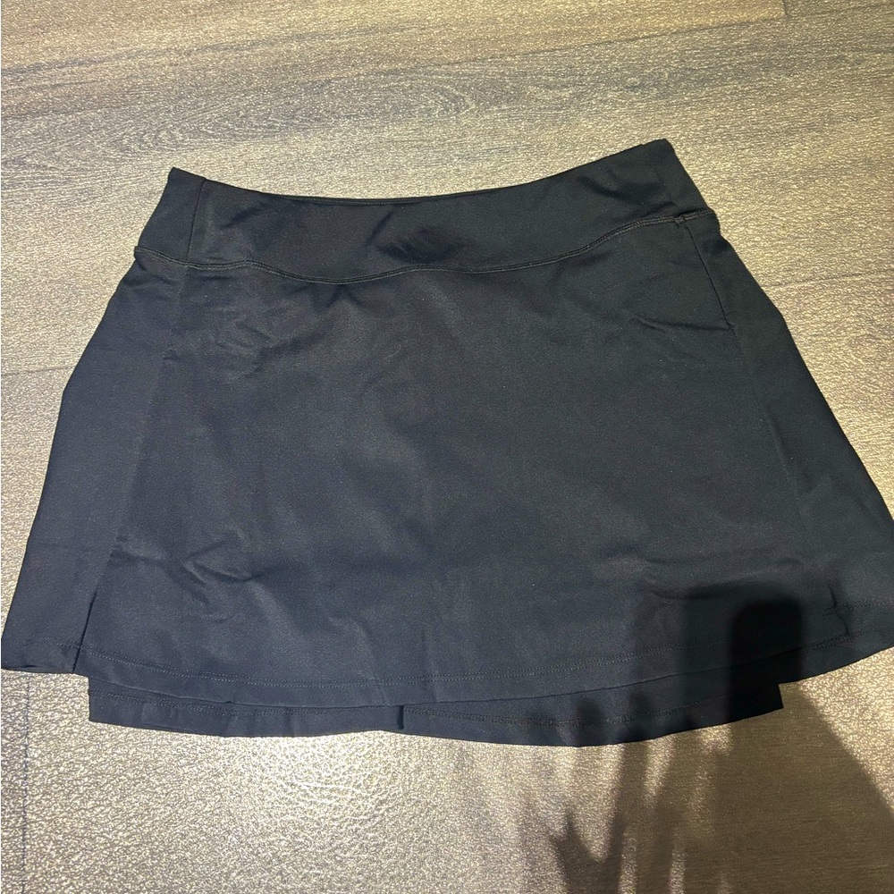 Black Mini Skirt/ skort size medium